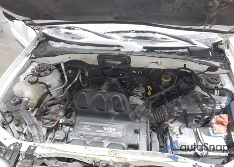 2001 Ford Escape Xls из США, поврежденный, VIN 1FMYU02141KF93554